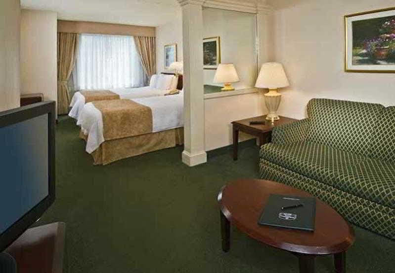 Hotel Springhill By Marriott Philadelphia Willow Grove